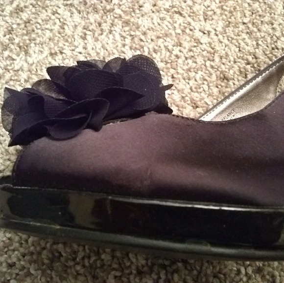 *Final Sell Price* Unlisted Heels - Picture 4 of 5
